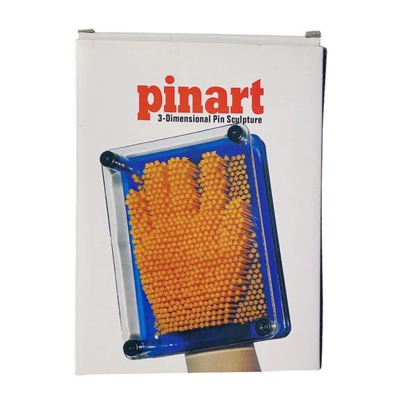 PinArt 3-Dimensional Pin Sculpture - Picture 2 of 4
